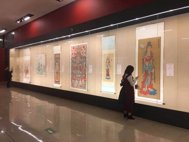 张大千临摹敦煌壁画艺术精品赏析