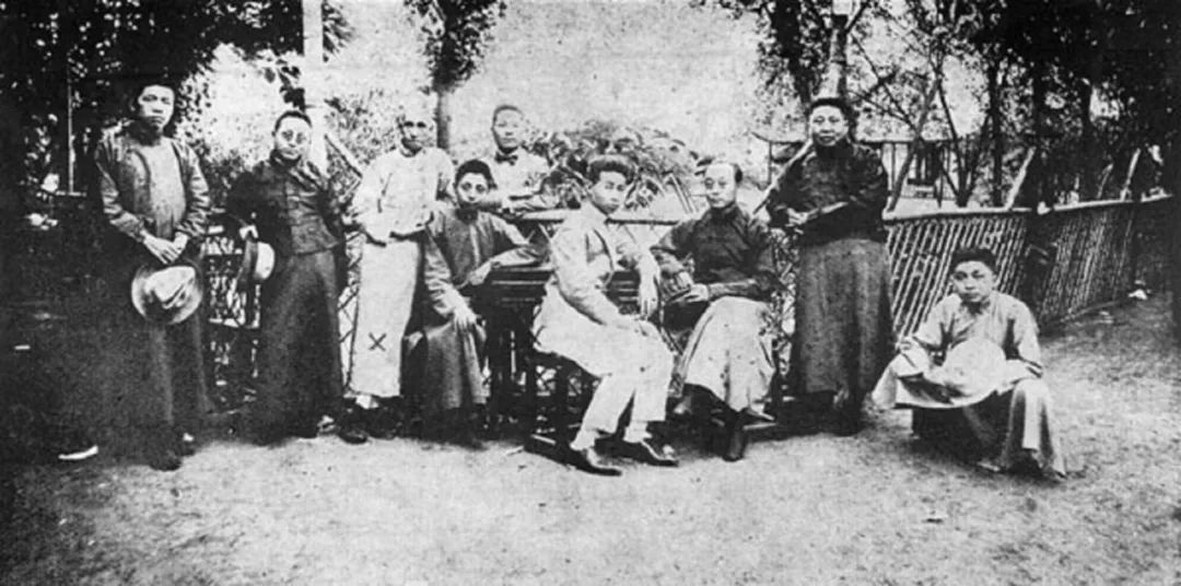 风靡一时的民国月份牌